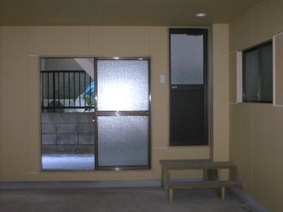 プロスペアー石川町 住居入口.jpg