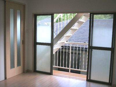プロスペアー石川町 洋室1.jpg