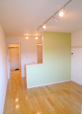 room.jpg